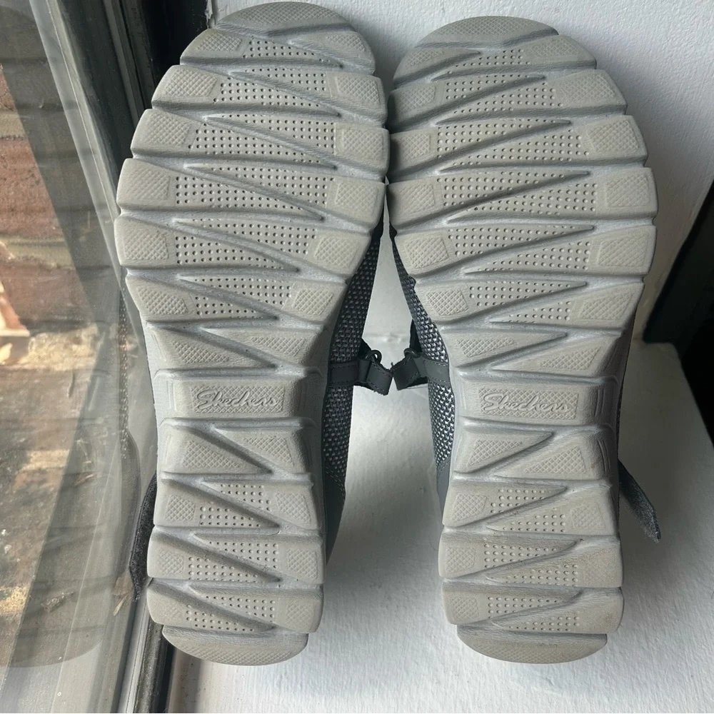Skechers Women Gray Sneakers Mary Jane Gray Velcro Strap Size 7.5 Memory Foam